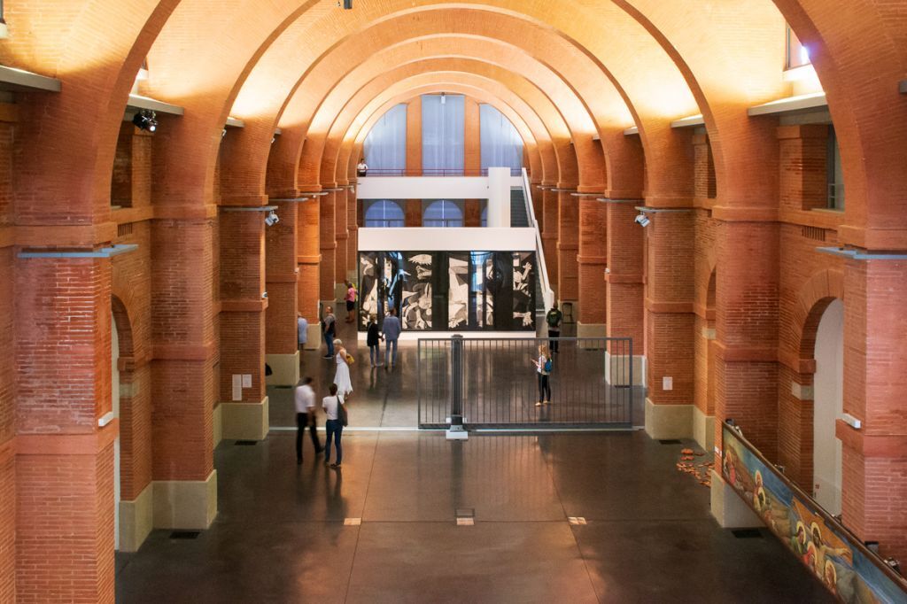 hall-du-musee-des-abattoirs